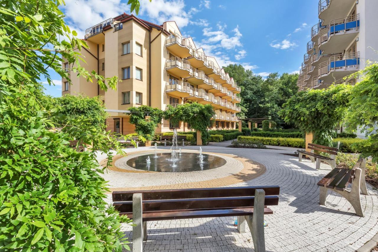 Zdrojowa Apartments By Noclegi Renters Świnoujście Exterior foto